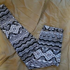 Womens leggings‎ size s/m and l/xl